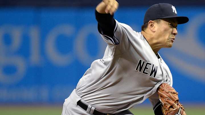Tanaka allows 2 hits over 7 innings as Yanks rout Rays 9-0