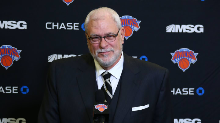 Phil Jackson asks Knicks season-ticket holders to 'remain optimistic'