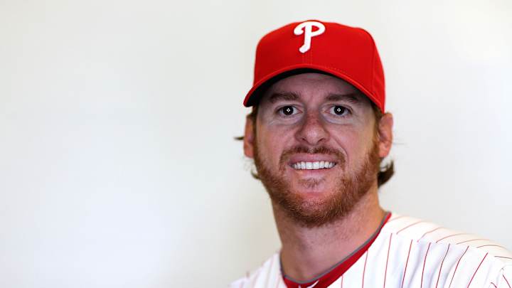 Watch: Phillies RHP Chad Billingsley homers off Mets' Bartolo Colon