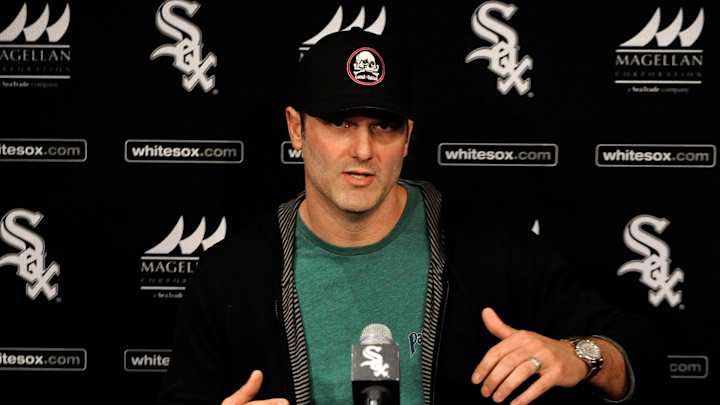 Konerko to have No. 14 retired by White Sox