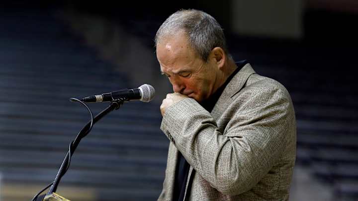 Missouri coach Gary Pinkel tearfully talks about leaving