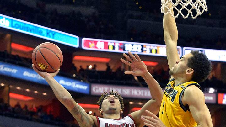 Lee scores 18 as No. 19 Louisville tops Kennesaw State 94-57 Lee scores 18 as No. 19 Louisville tops Kennesaw State 94-57