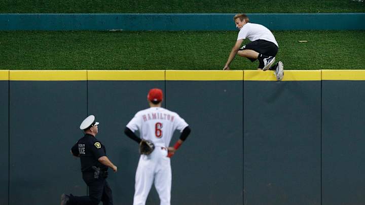 Indiana man accused of trespassing at Cincinnati Reds game