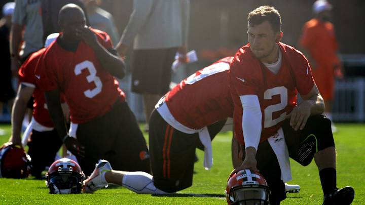 Mike Pettine: Johnny Manziel has improved understanding of game