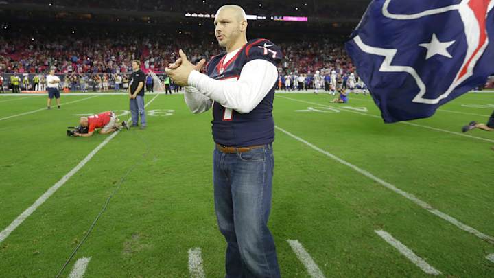Texans offensive lineman David Quessenberry says he's in remission