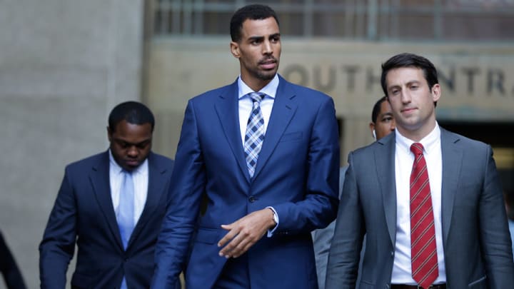 Hawks' Thabo Sefolosha takes risk, reaps reward with not guilty verdict Hawks' Thabo Sefolosha takes risk, reaps reward with not guilty verdict