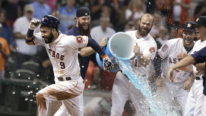 Gonzalez's 10th-inning homer gives Astros 3-2 win over Rays