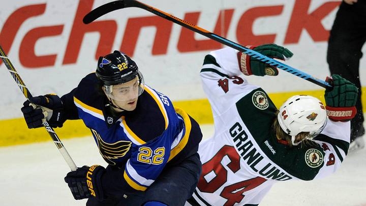 Dubnyk makes 33 saves, Wild beat Blues 3-1 Dubnyk makes 33 saves, Wild beat Blues 3-1