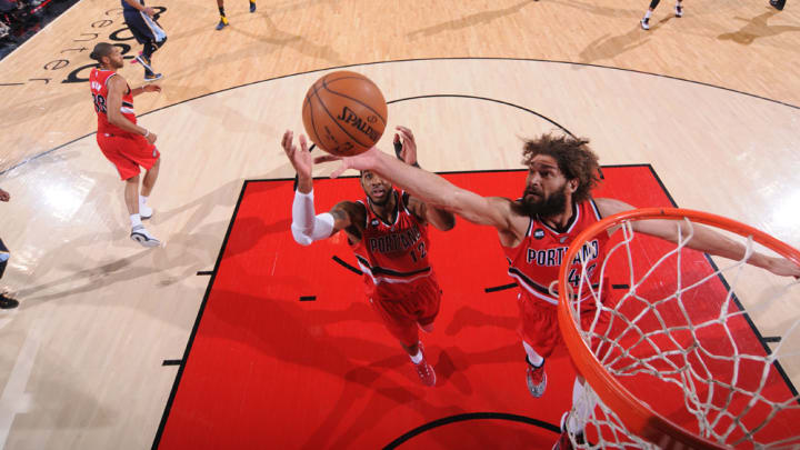 Lopez's commitment to Knicks depends on Jordan going elsewhere