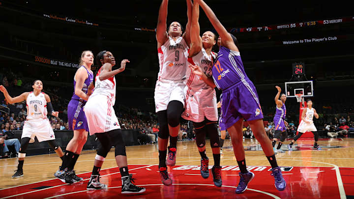 Latta leads Washington Mystics to 71-63 win over Mercury