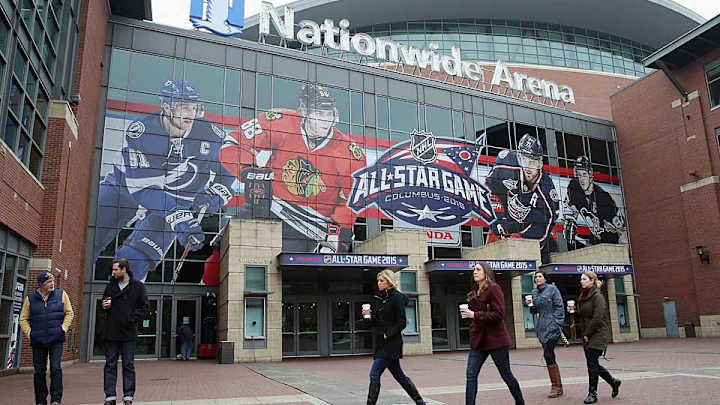 NHL All-Star Weekend deserves love; Rear view of Miss Canada outfit NHL All-Star Weekend deserves love; Rear view of Miss Canada outfit
