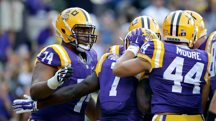 Leonard Fournette carries No. 9 LSU past E. Michigan, 44-22