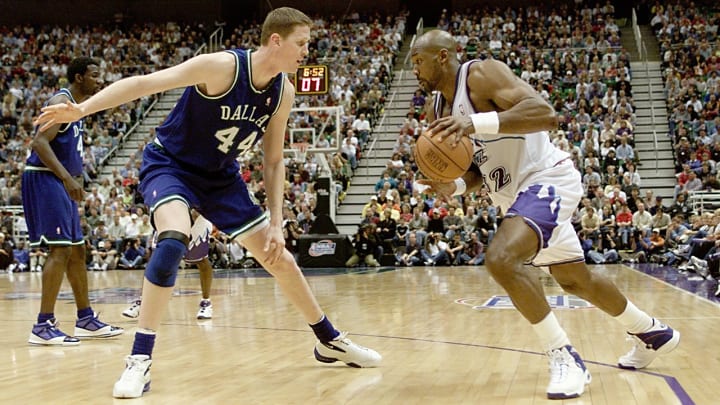 Karl Malone on Mavericks draft snub: ‘I looked to kick their ass’ Karl Malone on Mavericks draft snub: ‘I looked to kick their ass’