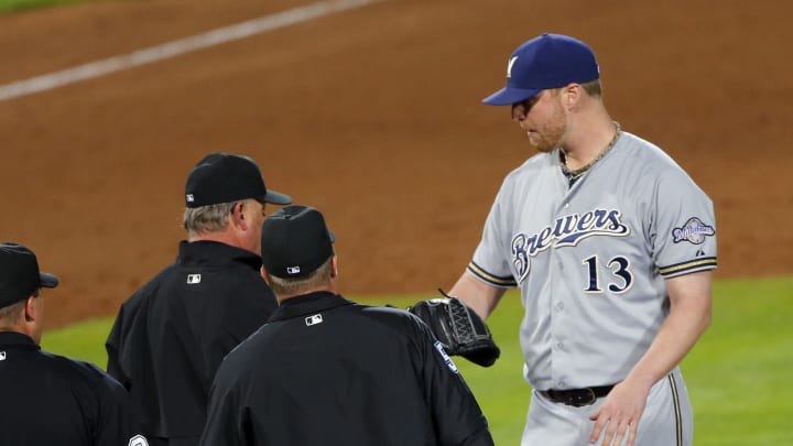 Brewers' Smith ejected for allegedly having pine tar on arm