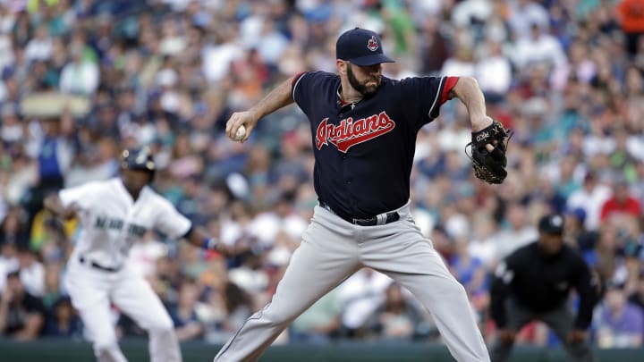 Sands' homer leads Cleveland to 4-3 win over Seattle