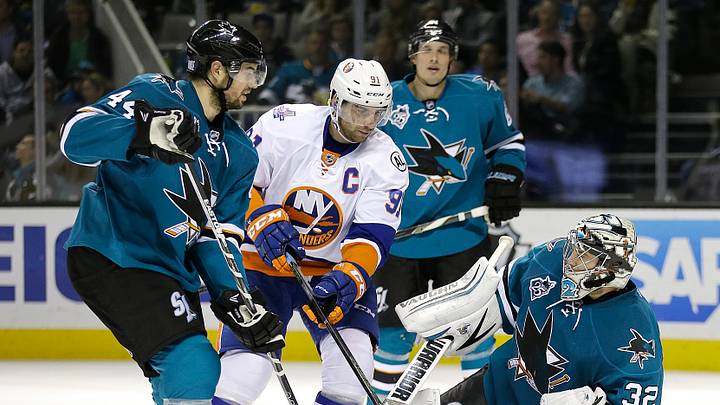 John Tavares scores twice to lead Islanders past Sharks 4-2