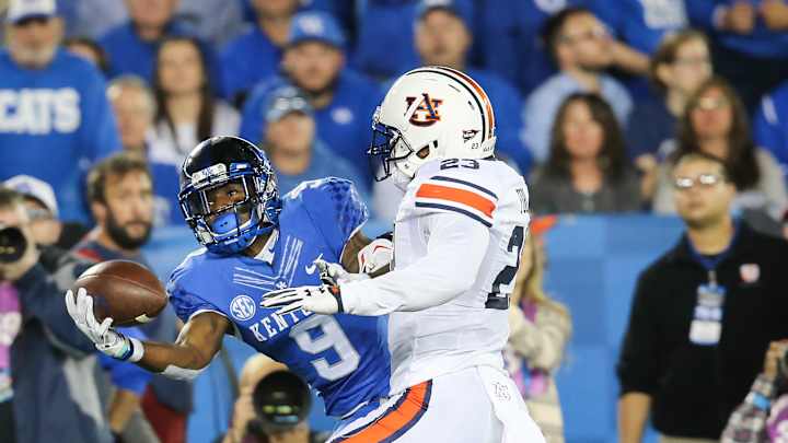 Auburn outlasts Kentucky 30-27 to earn first SEC victory