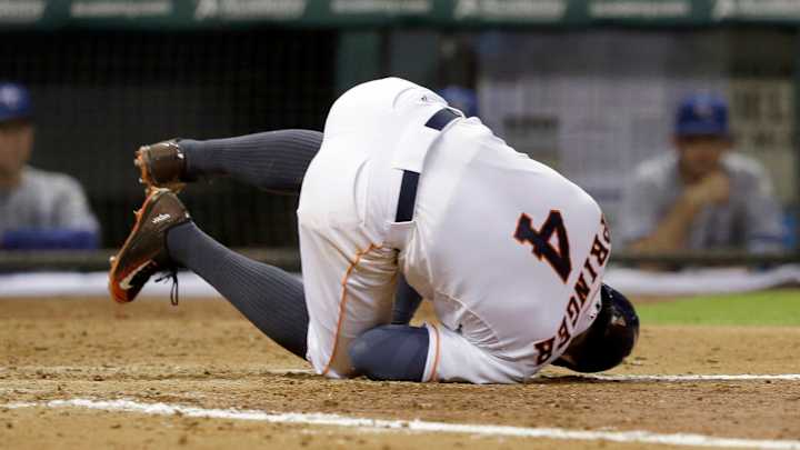 Astros' Springer headed to 15-day DL with broken right wrist