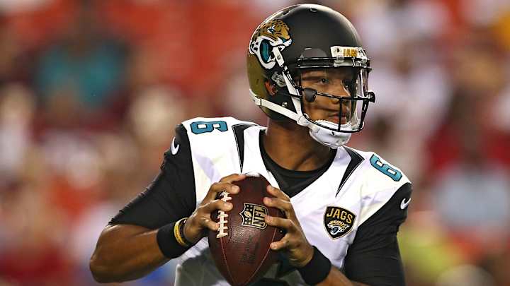 Colts add quarterback depth, sign Stephen Morris