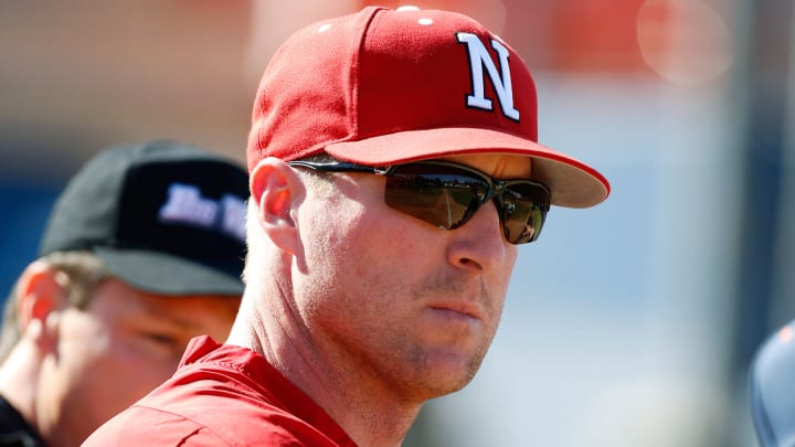 Report: Dodgers interviewing Darin Erstad for manager job