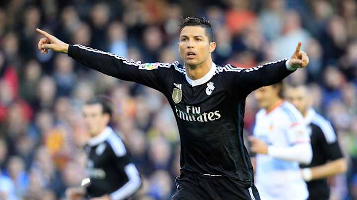 Cristiano Ronaldo wins second straight Ballon d'Or