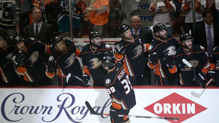 Ducks top Flames 3-0 in Game 2, stay unbeaten in playoffs