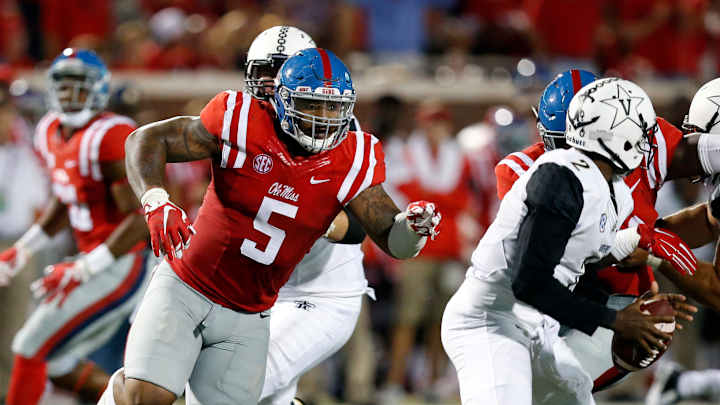 Vanderbilt falls to No. 3 Mississippi 27-16 Vanderbilt falls to No. 3 Mississippi 27-16