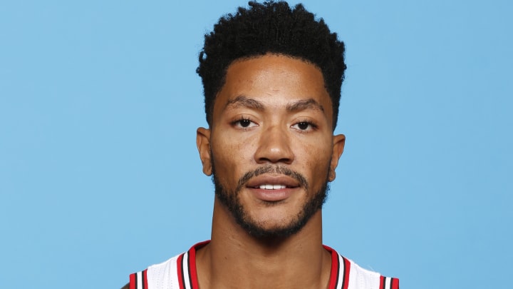 Bulls PG Rose to have eye surgery after getting elbowed