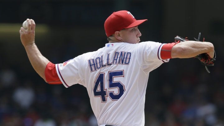 LEADING OFF: Baez back in bigs, Goldschmidt returns a father