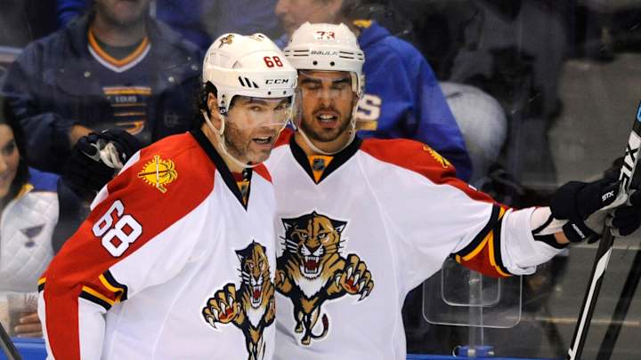 MacKenzie powers Panthers past Blues 3-1