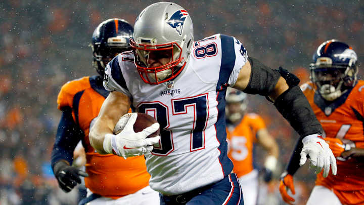 NFL rumors: Latest news entering Week 13 on injuries and more