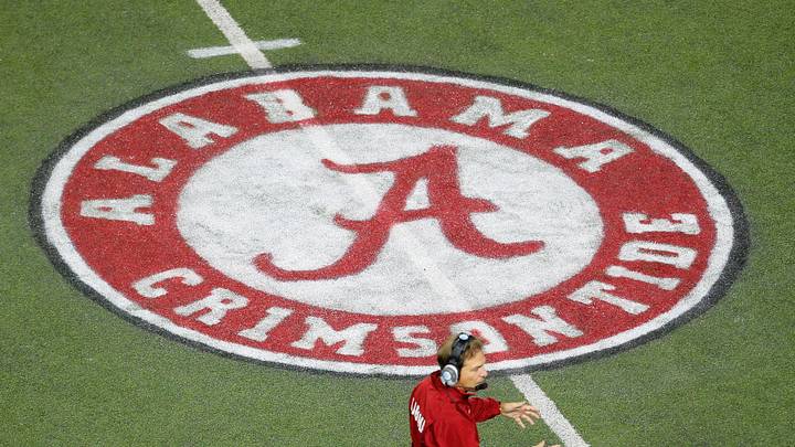 Alabama running back Bo Scarbrough suffers knee injury Alabama running back Bo Scarbrough suffers knee injury