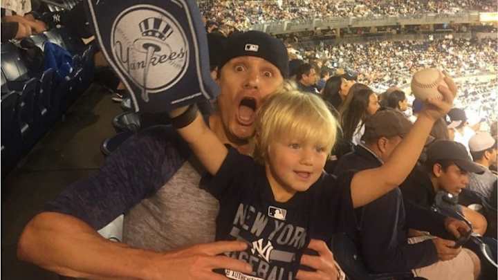 Eric Byrnes caught a foul ball and his former teammate mocked him