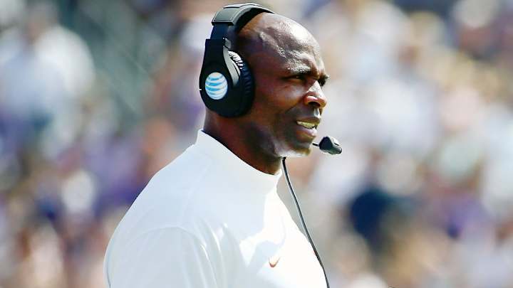 As signs of unrest build, Charlie Strong, Texas can't afford to unravel against Oklahoma