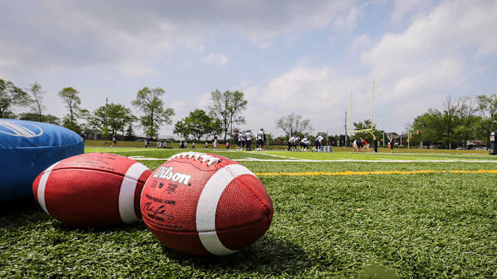 Kansas high school football player dies after collapsing during game