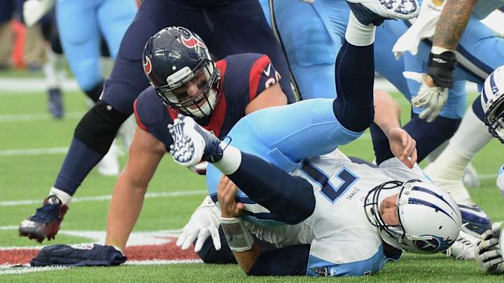 Hoyer's 2 TD passes help Texans top Titans 20-6