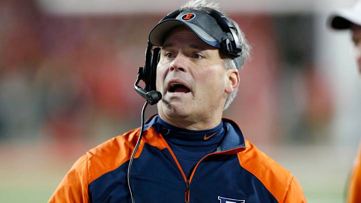 Illinois coach Tim Beckman responds to allegations by ex-player