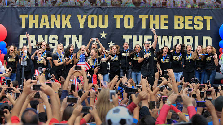 MLS teams' floats at USWNT parade to honor women's youth soccer MLS teams' floats at USWNT parade to honor women's youth soccer