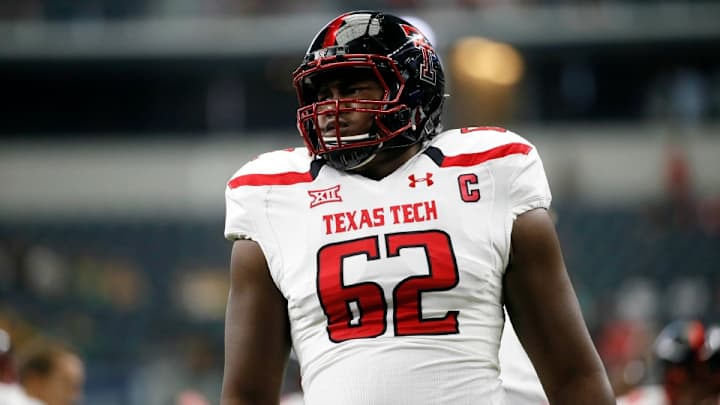 Watch: Texas Tech lineman scores 2-point conversion on trick play Watch: Texas Tech lineman scores 2-point conversion on trick play