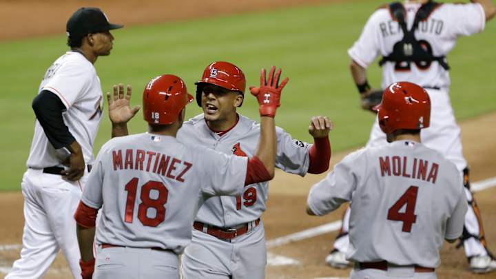 Carlos Martinez helps Cardinals rally past Marlins 4-3