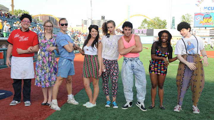 Cyclones celebrate Zack Morris and friends at 'Saved by the Bell Night'