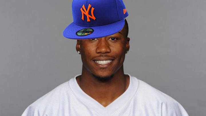 Torn over NLCS, Jets WR Brandon Marshall posts odd photoshop
