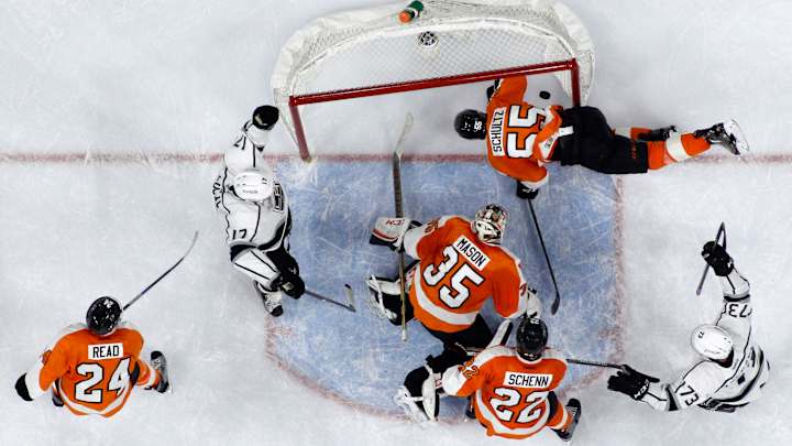 Kopitar scores in SO to lift Kings past Flyers, 3-2 Kopitar scores in SO to lift Kings past Flyers, 3-2