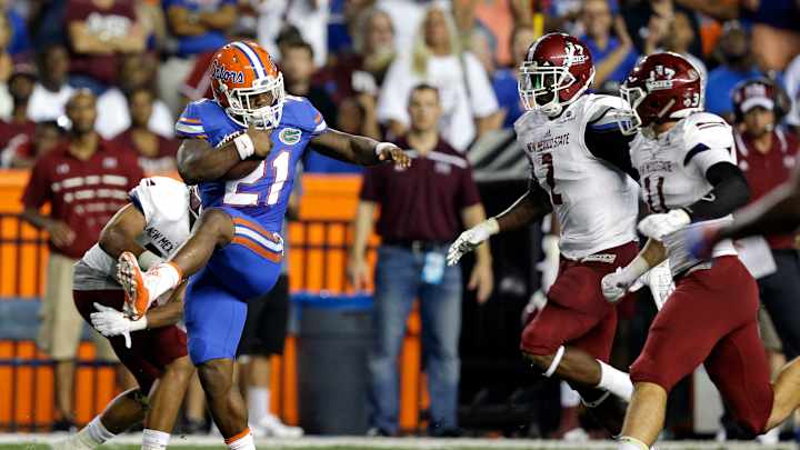 Florida opens McElwain era with 61-13 rout of New Mexico St