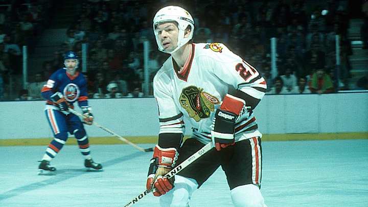 Blackhawks great Stan Mikita reportedly suffering from dementia