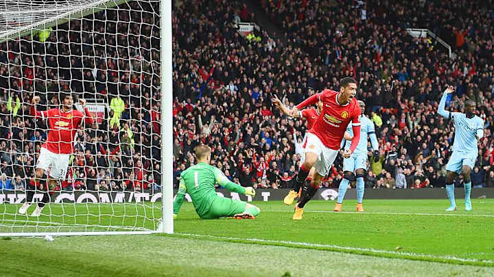 Surging Manchester United humiliates rival City; more EPL notes