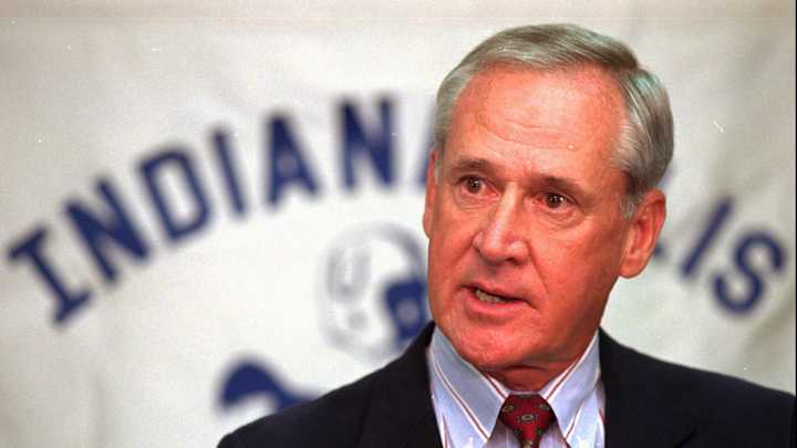 Former NFL coach Lindy Infante dies at 75