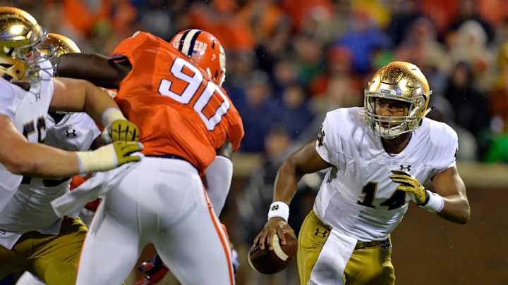 Watch: Notre Dame fails two-point attempt, can't complete comeback