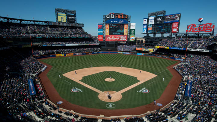 Family of slain NYPD officers to throw out first pitch at Mets home opener Family of slain NYPD officers to throw out first pitch at Mets home opener