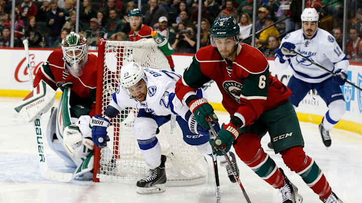 Dubnyk has 31 saves for 2nd shutout as Wild beat Lightning